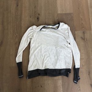 boutique long sleeve top